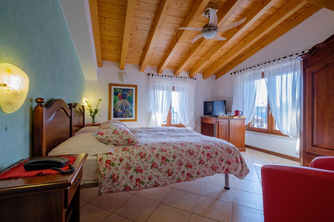 Hotel Tre Punte غارنانو المظهر الخارجي الصورة